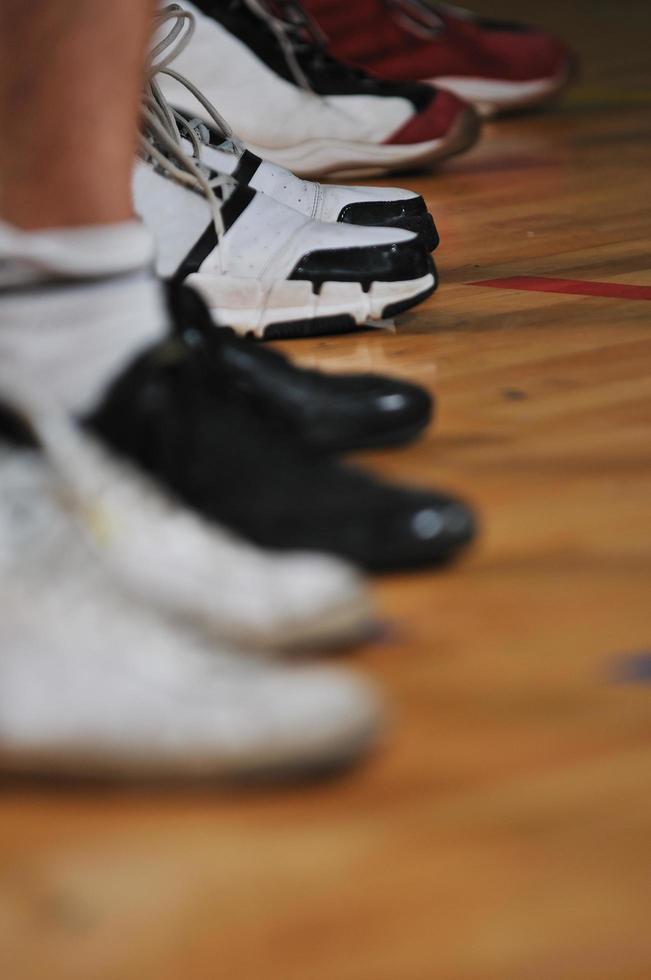 basket ball game speler bij sporthal foto