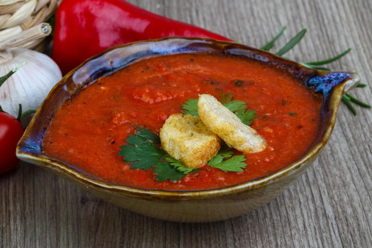 gazpacho Aan hout foto