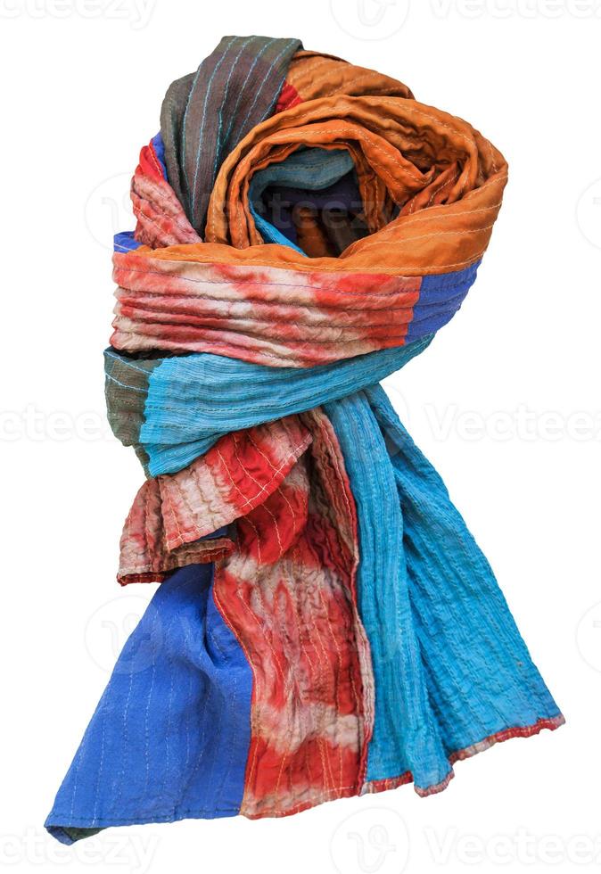 geknoopt gestikt sjaal van batik en geschilderd zijde foto