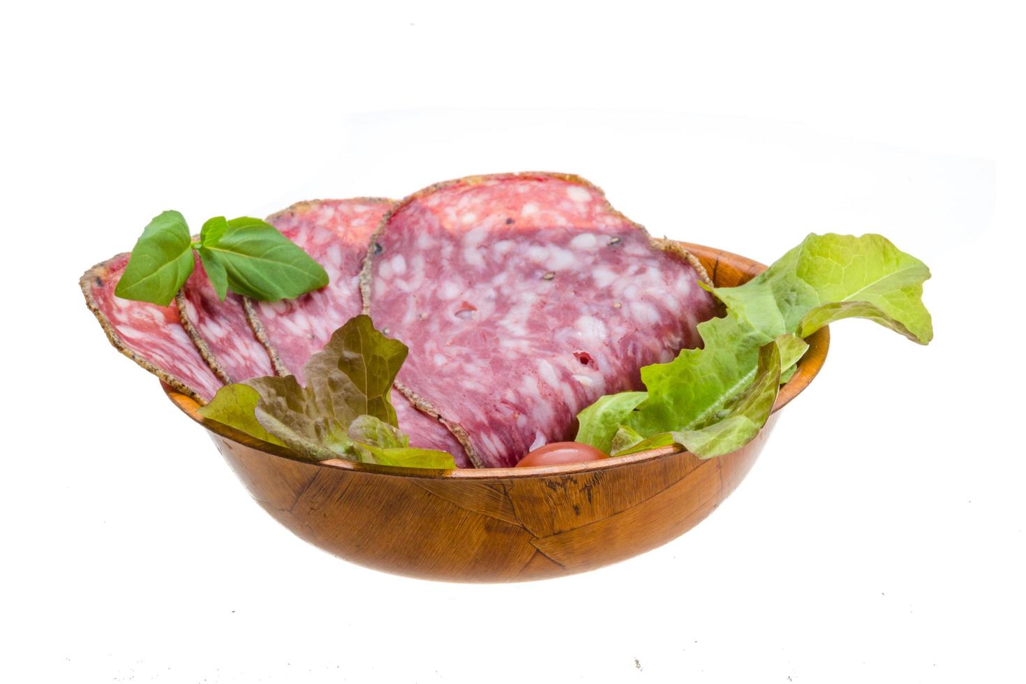 salchichin salami Aan wit foto