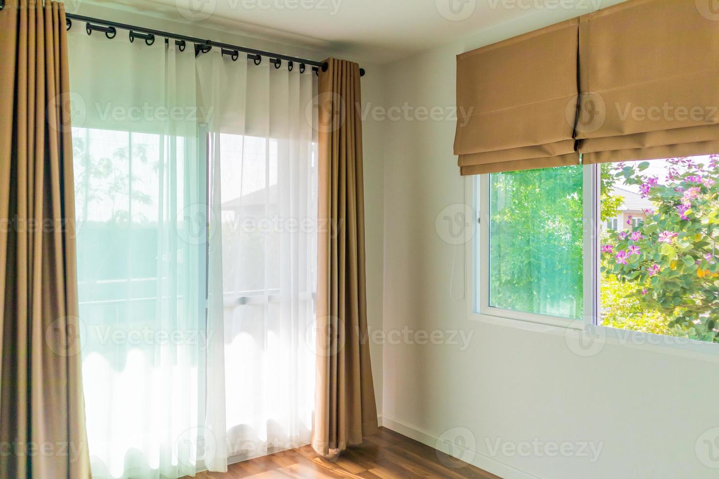 gordijn venster interieur decoratie in leven kamer foto