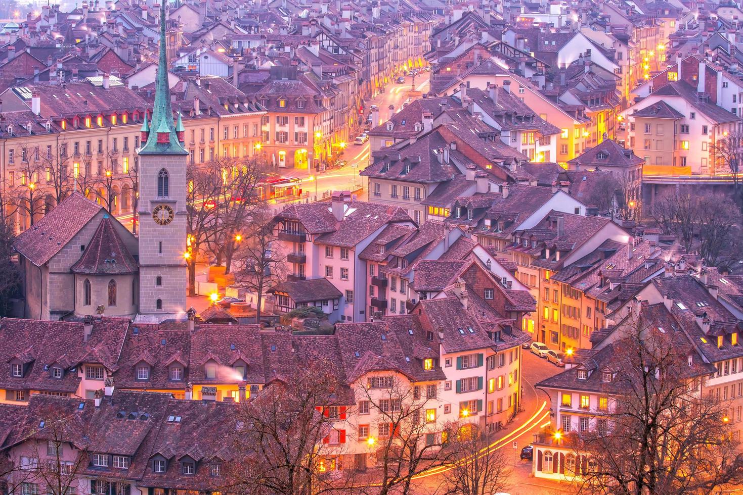 oude stad van bern, hoofdstad van zwitserland in europa foto