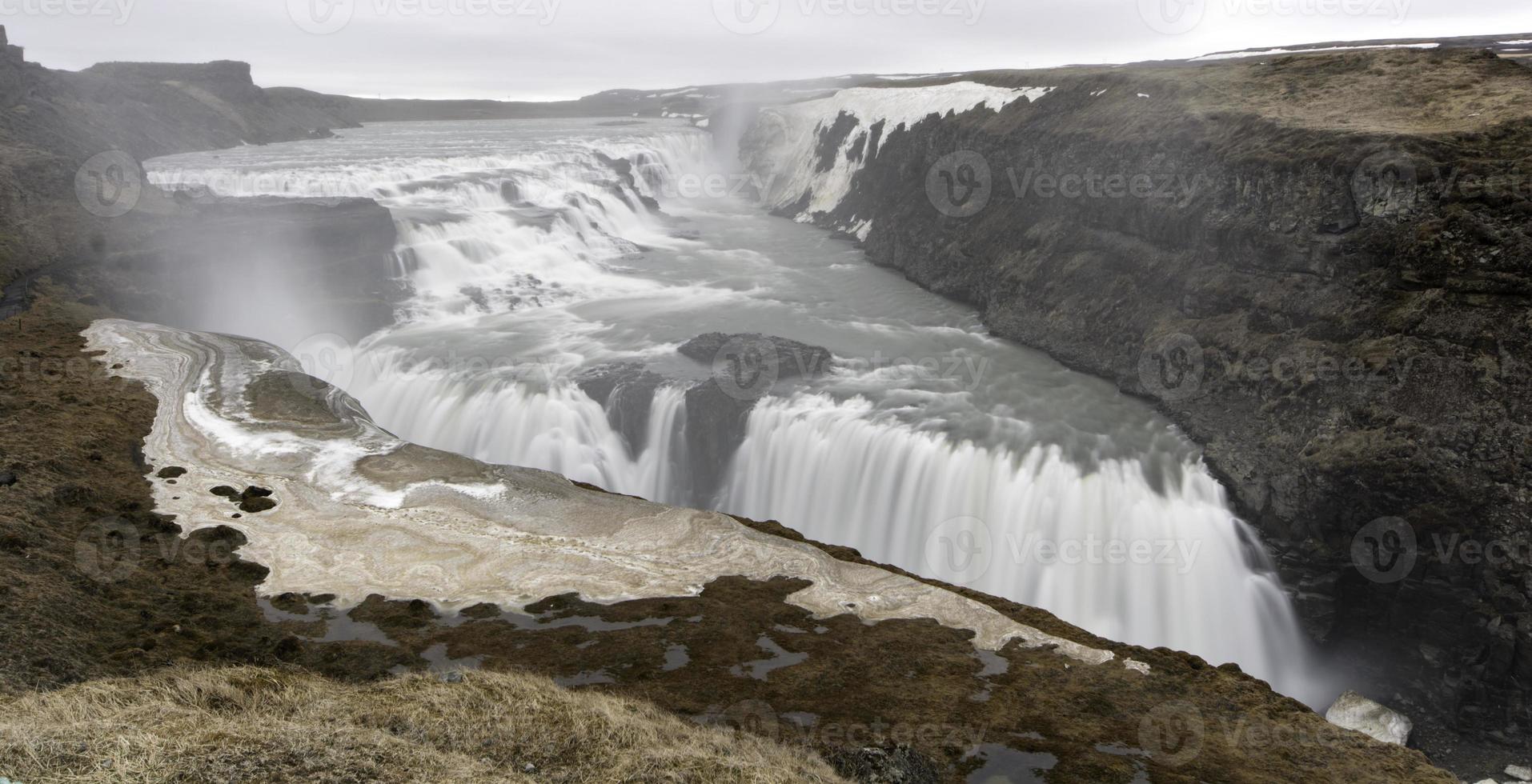 gullfoss waterval - ijsland foto