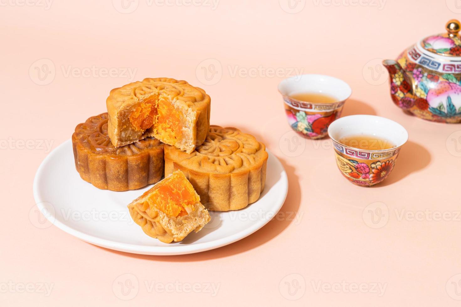 chinese moon cake durian en eigeel smaak foto