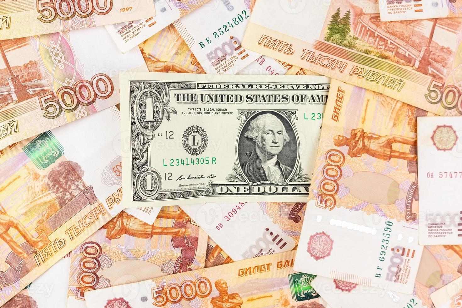 achtergrond van roebel en dollars foto