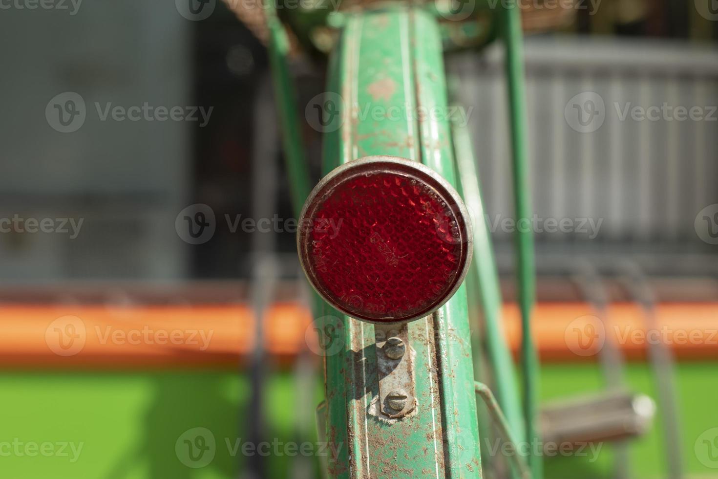 signaal licht Aan fiets. reflector voor weg. foto