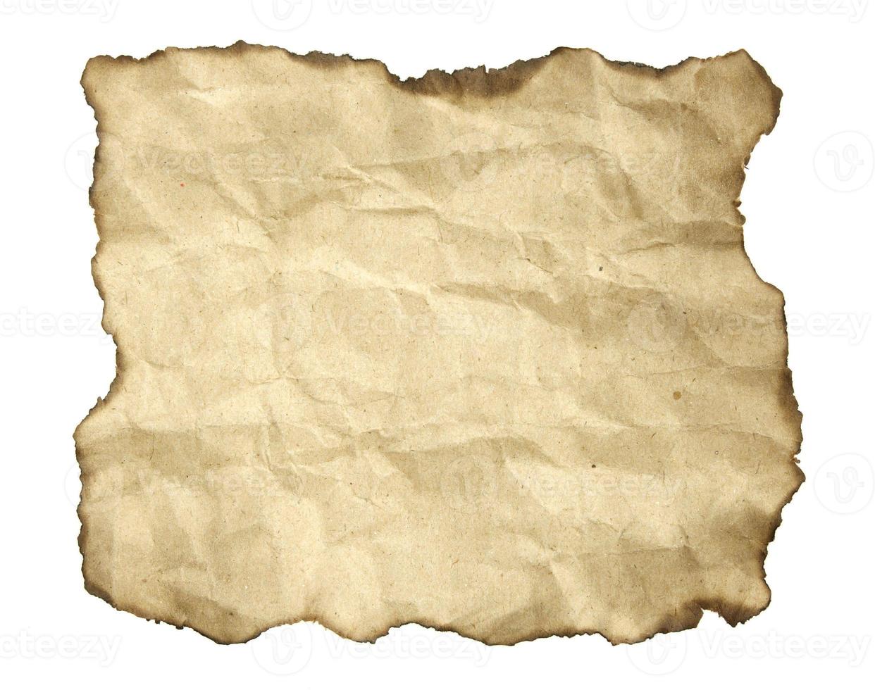 oud papier met verbrand randen over- wit foto