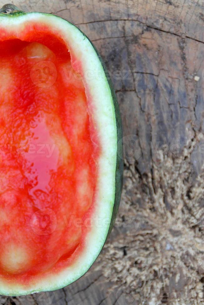 voor de helft van de rood watermeloen was gegeten foto