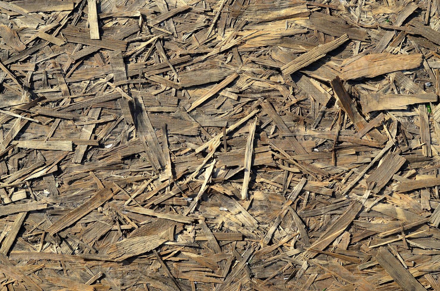 oud osb borden zijn gemaakt van bruin hout chips geschuurd in een houten achtergrond. top visie van osb hout fineer- spaanplaat achtergrond, nauw, naadloos oppervlakken foto