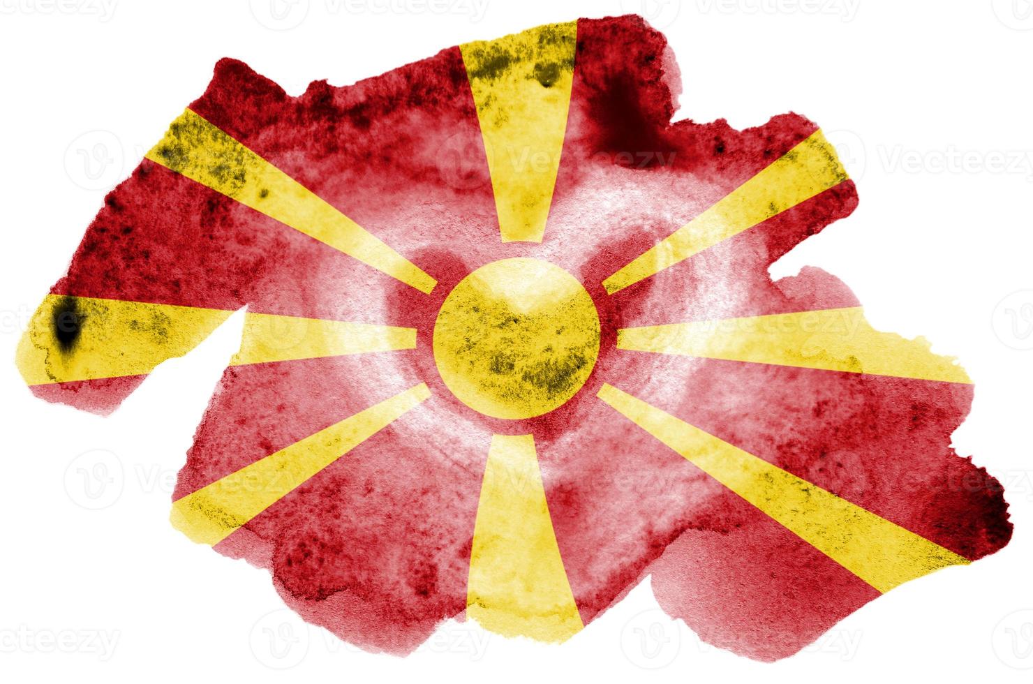 Macedonië vlag is afgebeeld in vloeistof waterverf stijl geïsoleerd Aan wit achtergrond foto