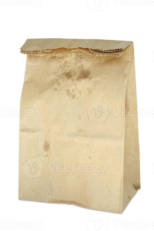 bruine papieren zak geïsoleerd op wit foto