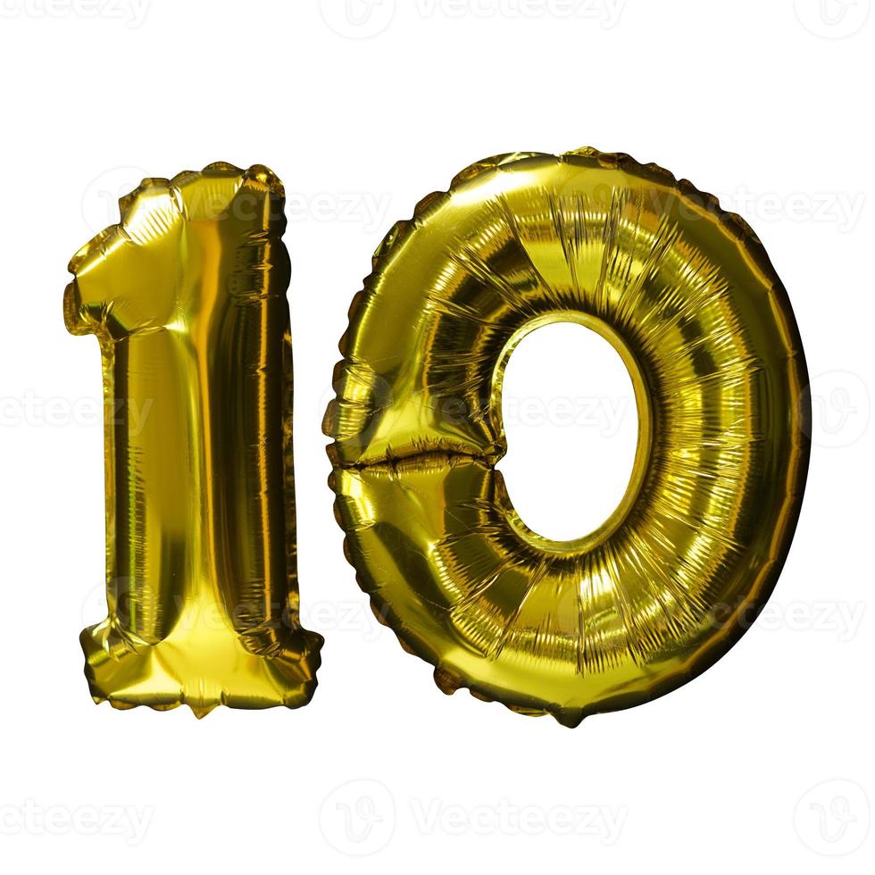 10 gouden aantal helium ballonnen geïsoleerd achtergrond. realistisch folie en latex ballonnen. ontwerp elementen voor partij, evenement, verjaardag, verjaardag en bruiloft. foto