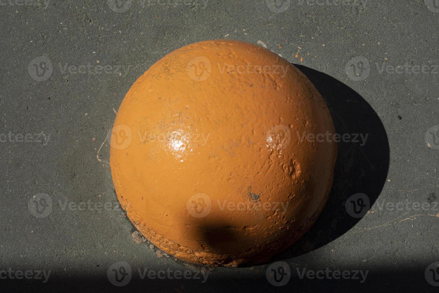 oranje beweging blokker. parkeren na. gebied voor vervoer. foto