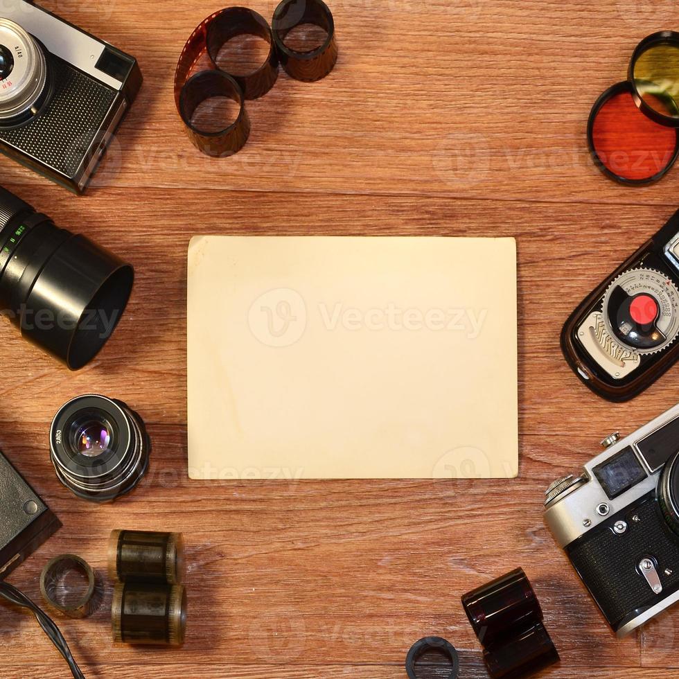 stilleven met oud fotografie uitrusting foto