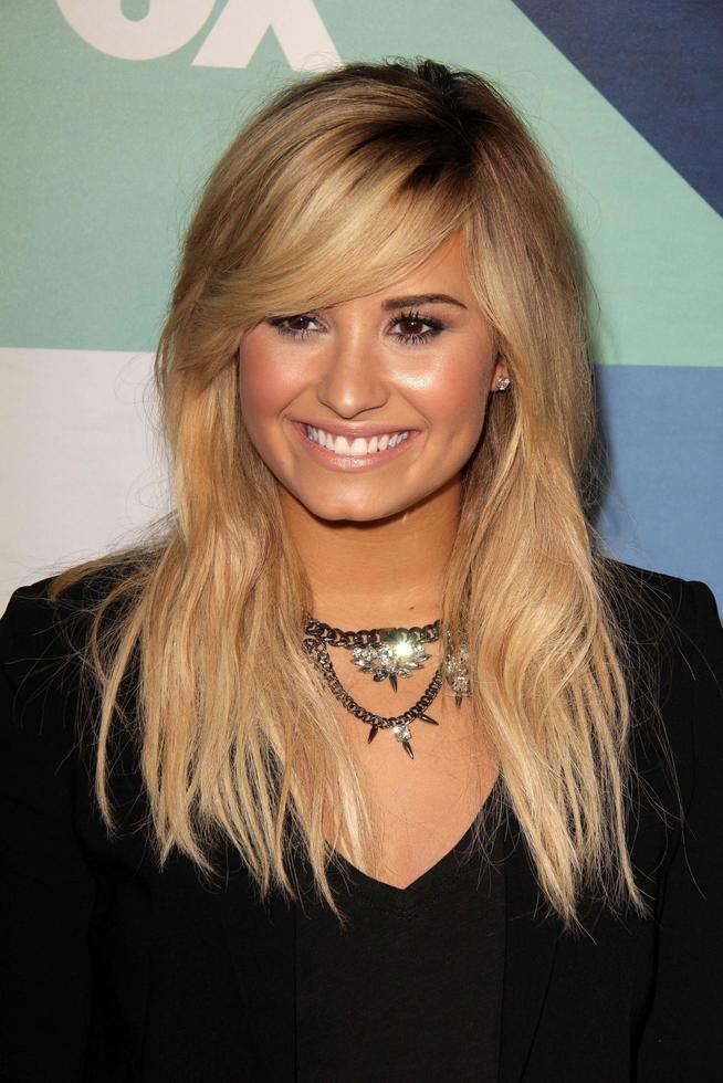 slos engelen, aug 1 - demi lovato arriveert Bij de vos ster zomer 2013 tca partij Bij de soho huis Aan augustus 1, 2013 in west Hollywood, ca foto