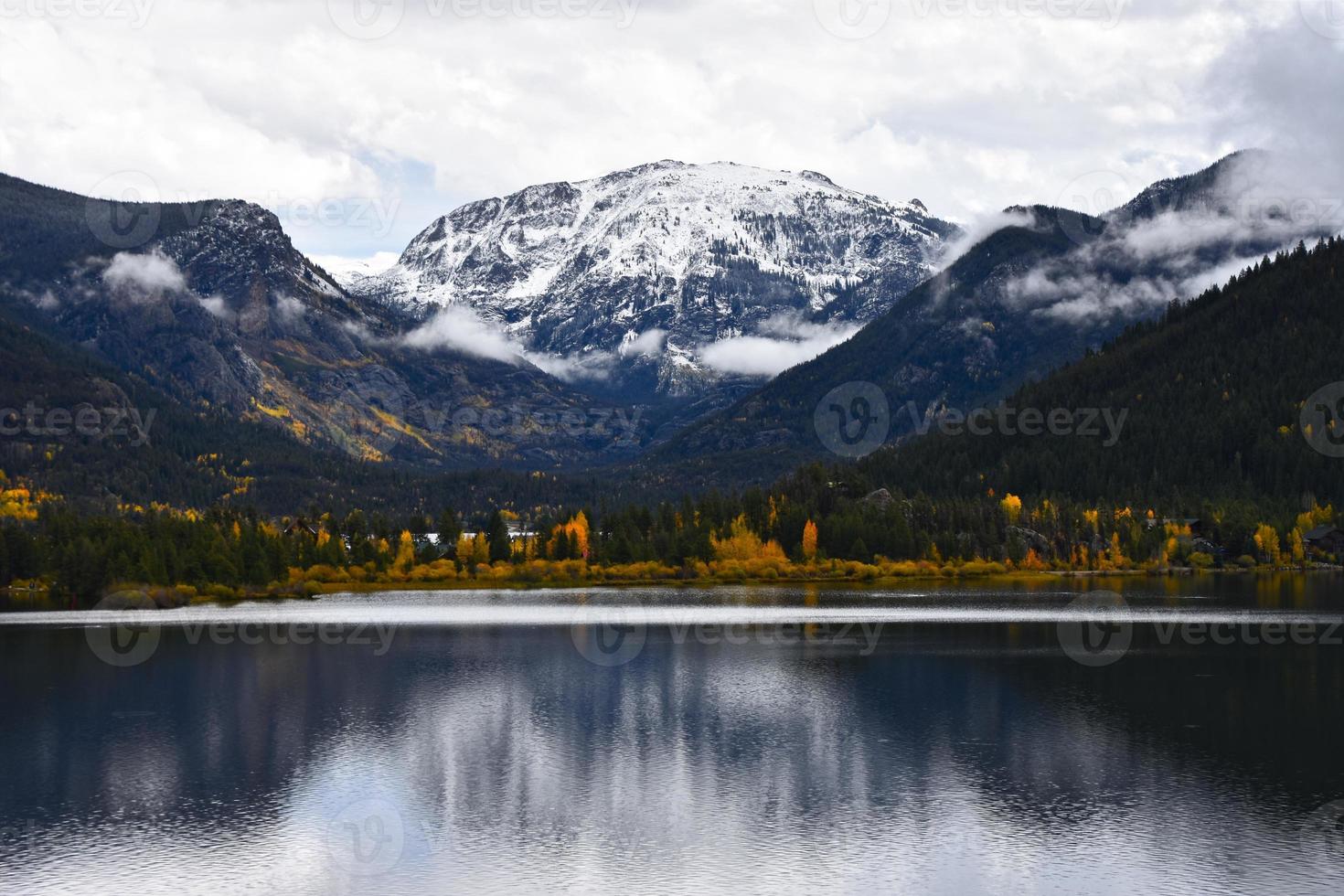 landschap visie in de herfst seizoen van de rotsachtig bergen van Colorado Verenigde Staten van Amerika foto