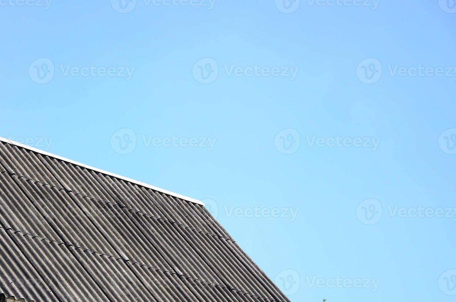 rilling wit daken brengen koel spaargeld in woonachtig zolder foto