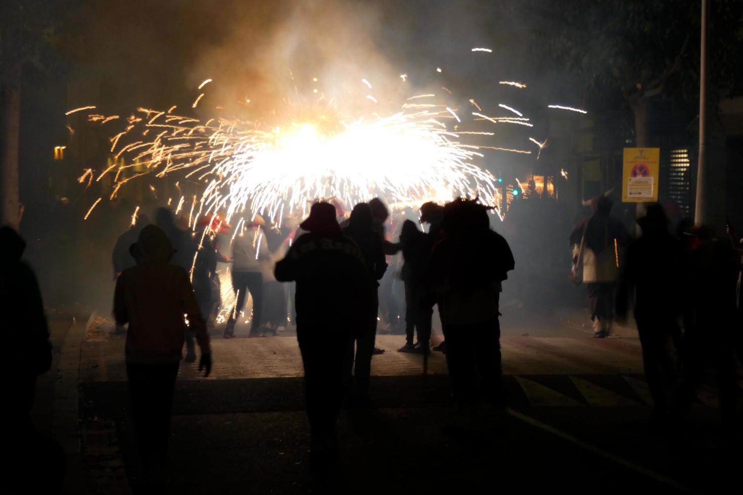 abstract foto van duivels en vuurwerk partijen.