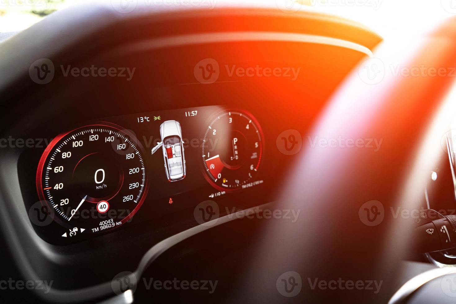 dashboard van een modern auto dichtbij omhoog foto