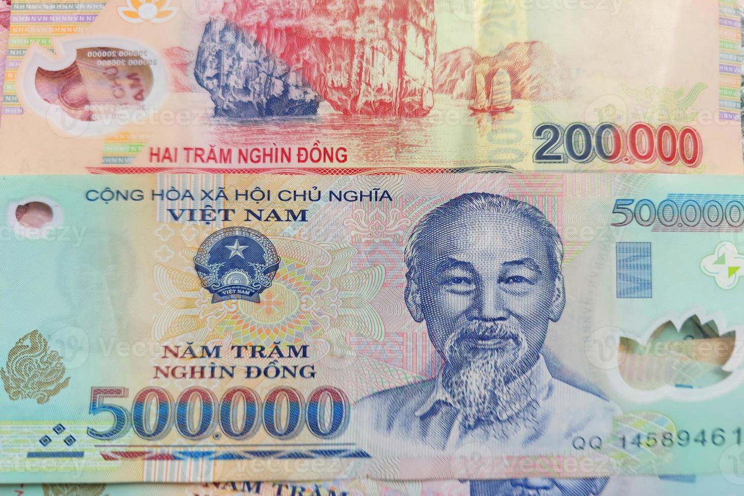 Vietnamese dong bankbiljetten close-up. geld achtergrond. Vietnamese valuta - dongs. patroontextuur en achtergrond van vietnam dong-geld, valutabankbiljetten klaar voor uitwisseling en zakelijke investeringen foto