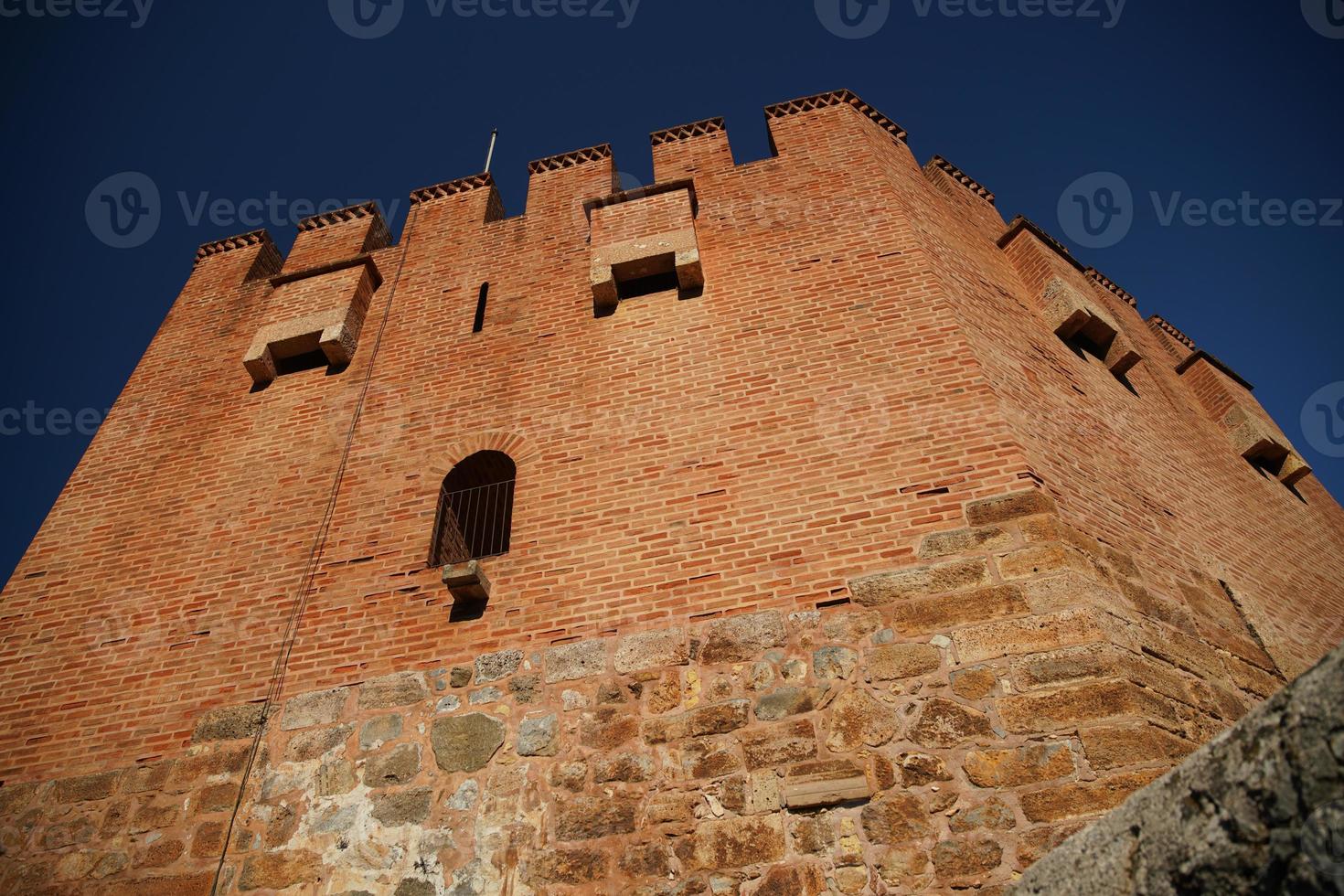 rood toren in Alanya dorp, antalya, turkiye foto