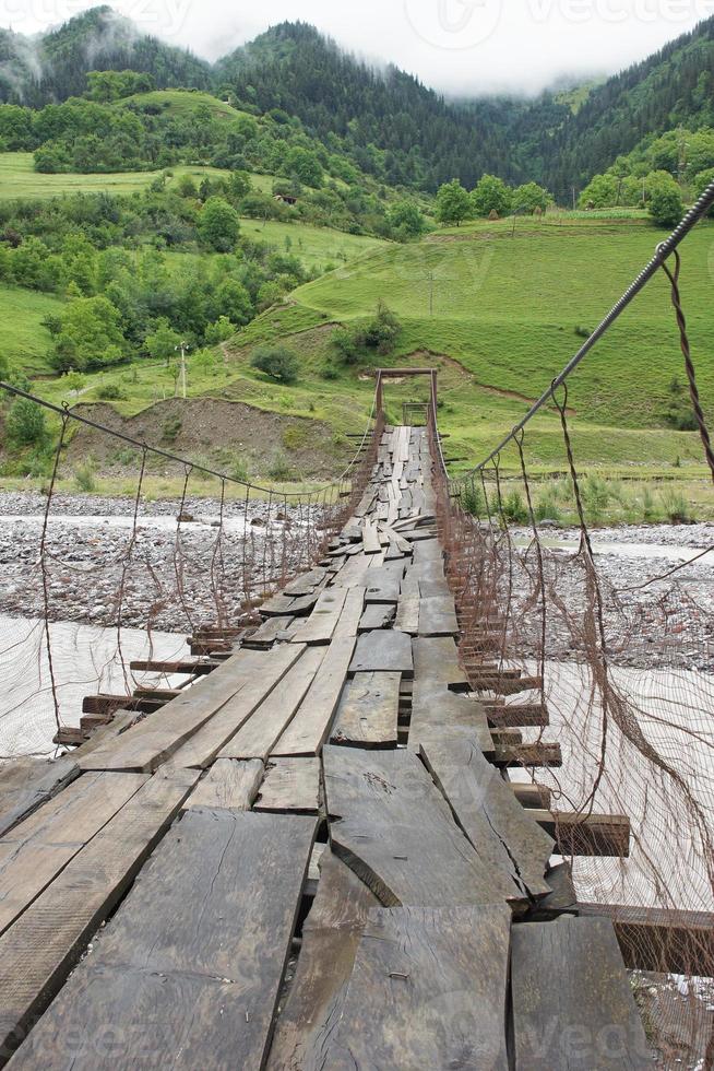 aragwi vallei, Georgisch leger weg, Georgië foto