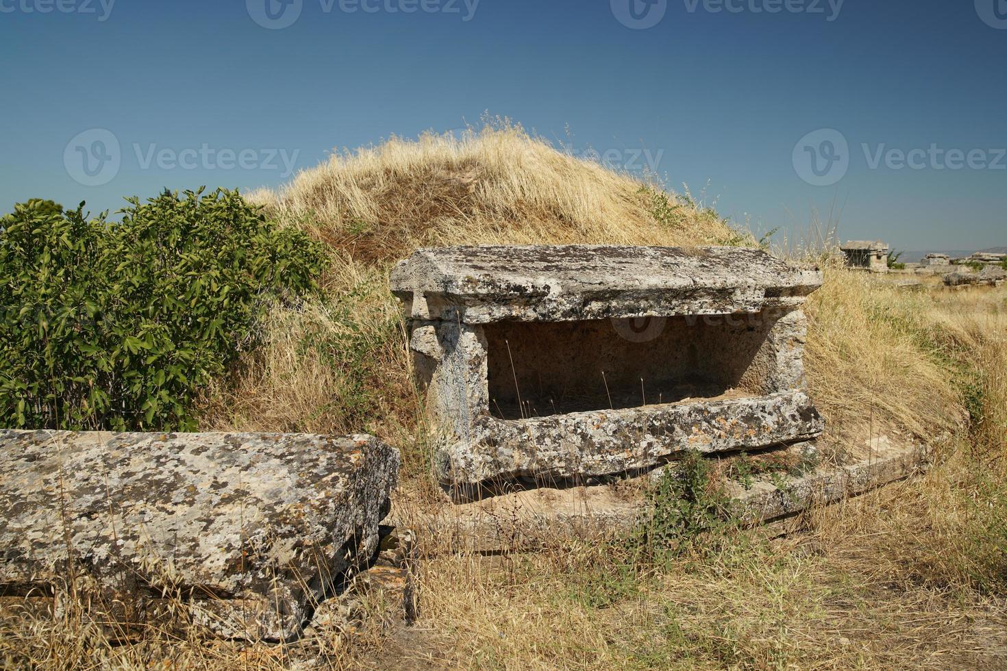 graf Bij hierapolis oude stad, pamukkale, denizli, turkiye foto