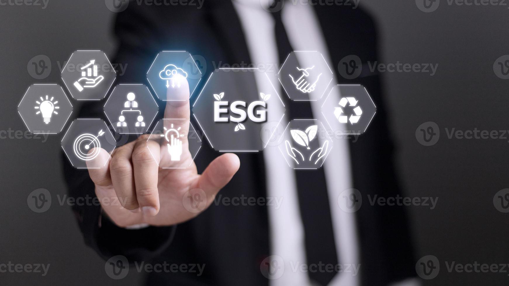 esg milieu sociaal bestuur investering bedrijf concept Aan scherm. foto