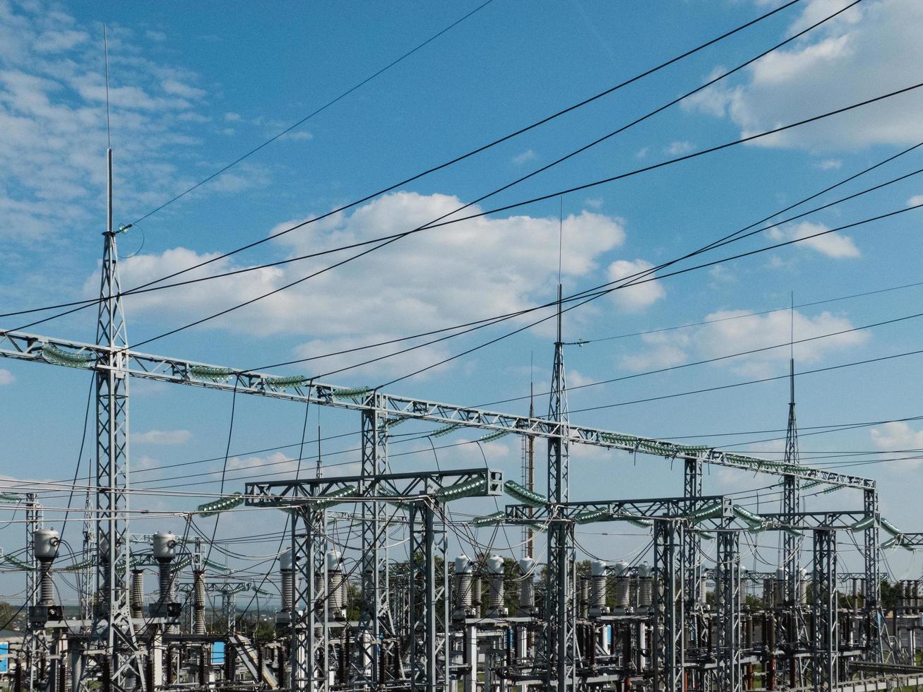 stad hoog voltage macht fabriek. foto