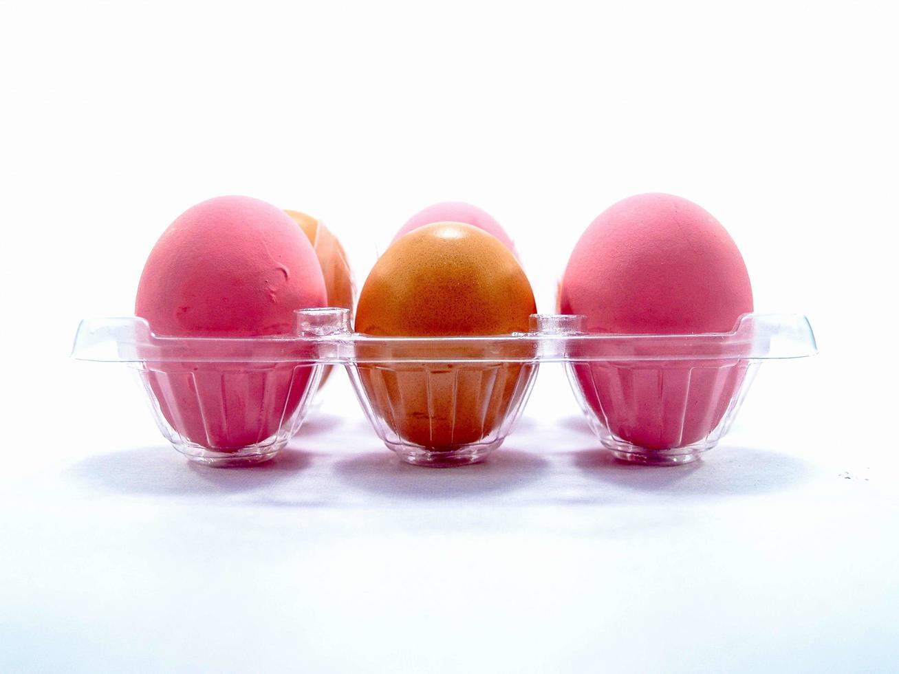 vergrote weergave van rauwe eieren foto