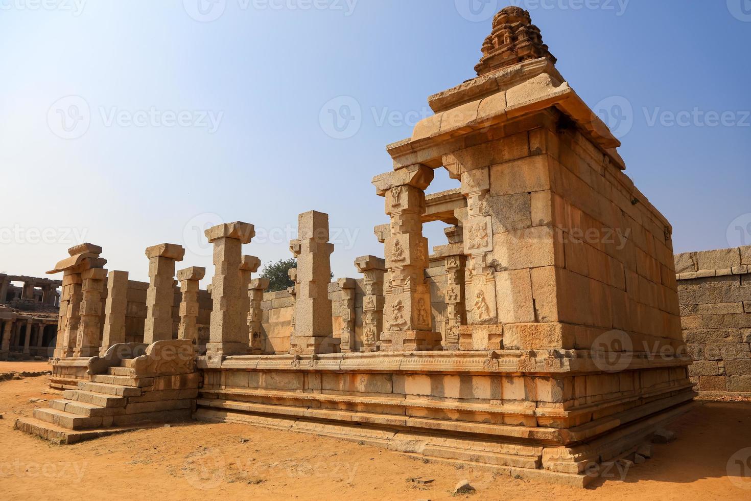 architectuur van ruïnes hampi in karanataka staat Indië, wereld erfgoed plaats foto
