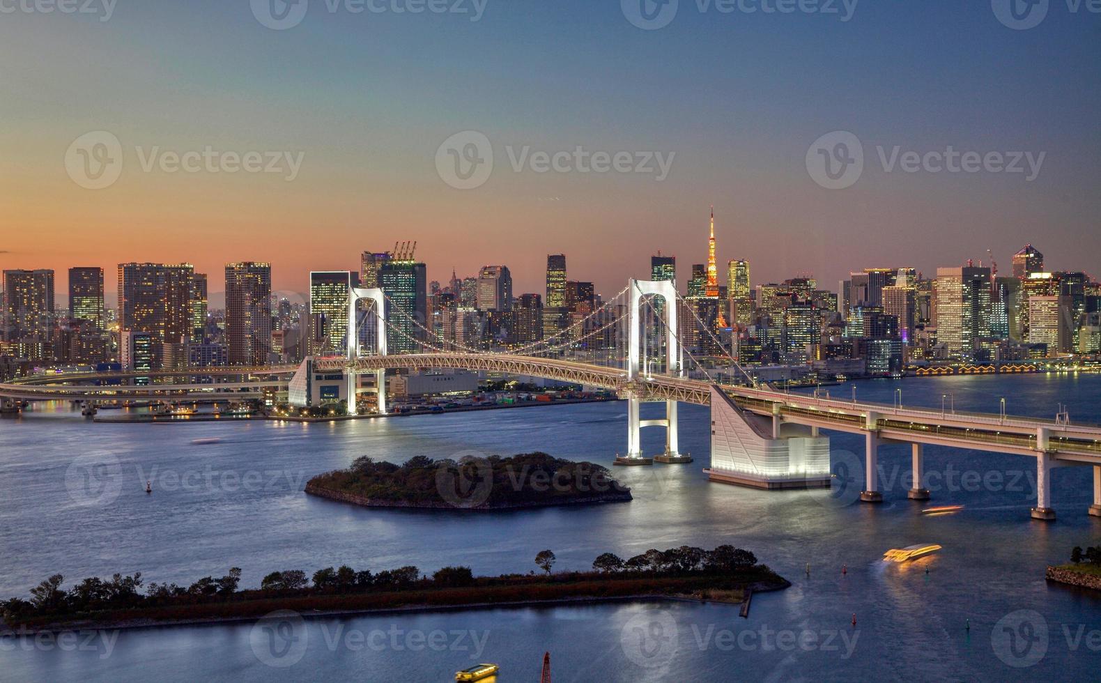 regenboogbrug in tokyo, japan foto