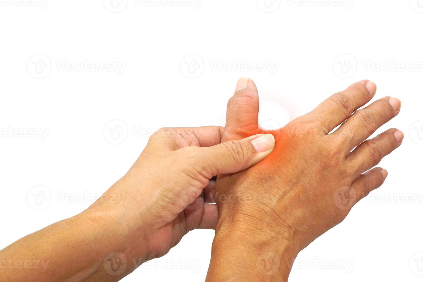 hand- van een vrouw lijden van hand- pijn Aan wit achtergrond met knipsel pad. gezondheidszorg en kantoor syndroom concept. foto