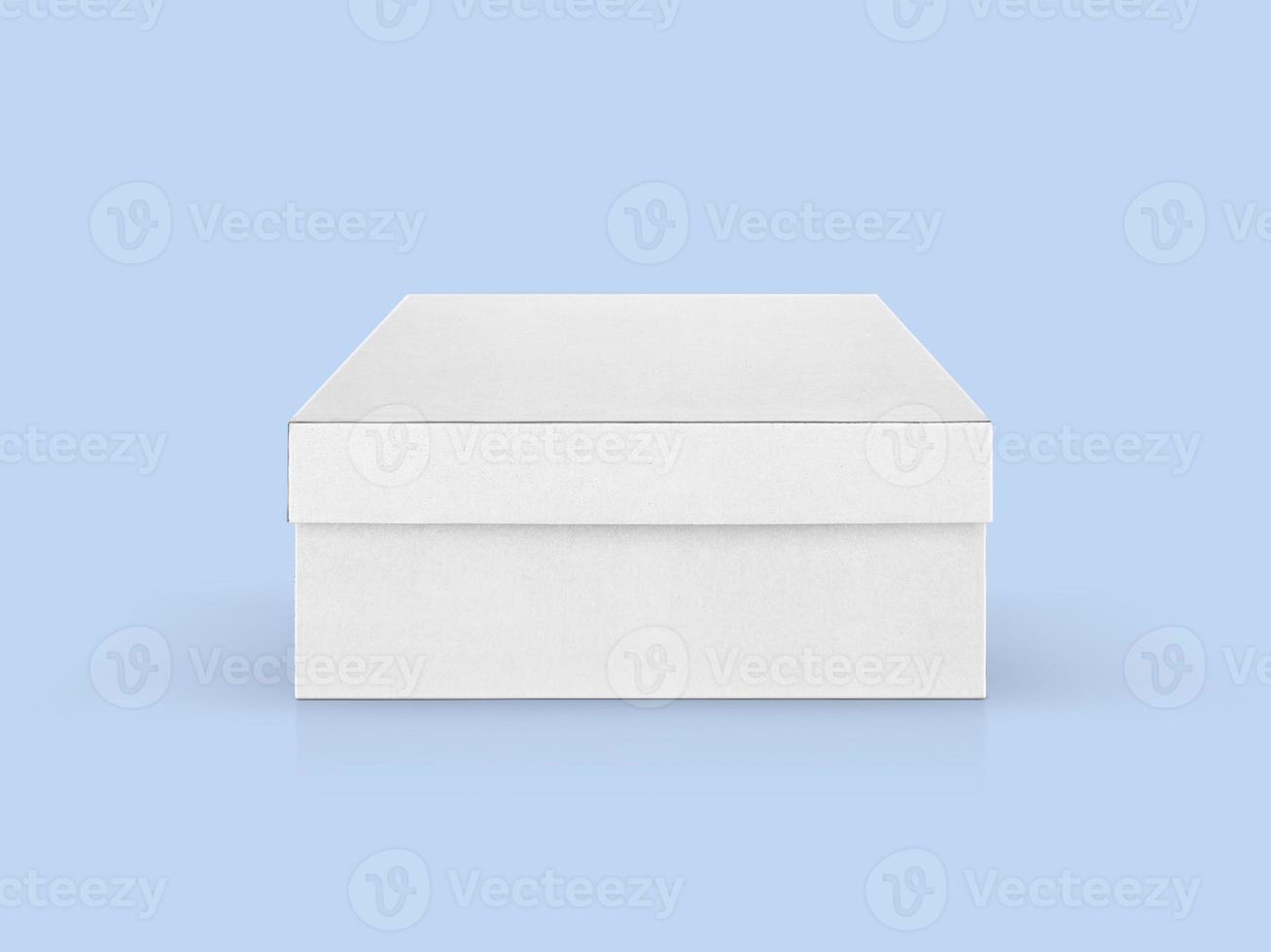 blanco verpakking wit karton doos geïsoleerd Aan blauw achtergrond klaar voor verpakking ontwerp foto