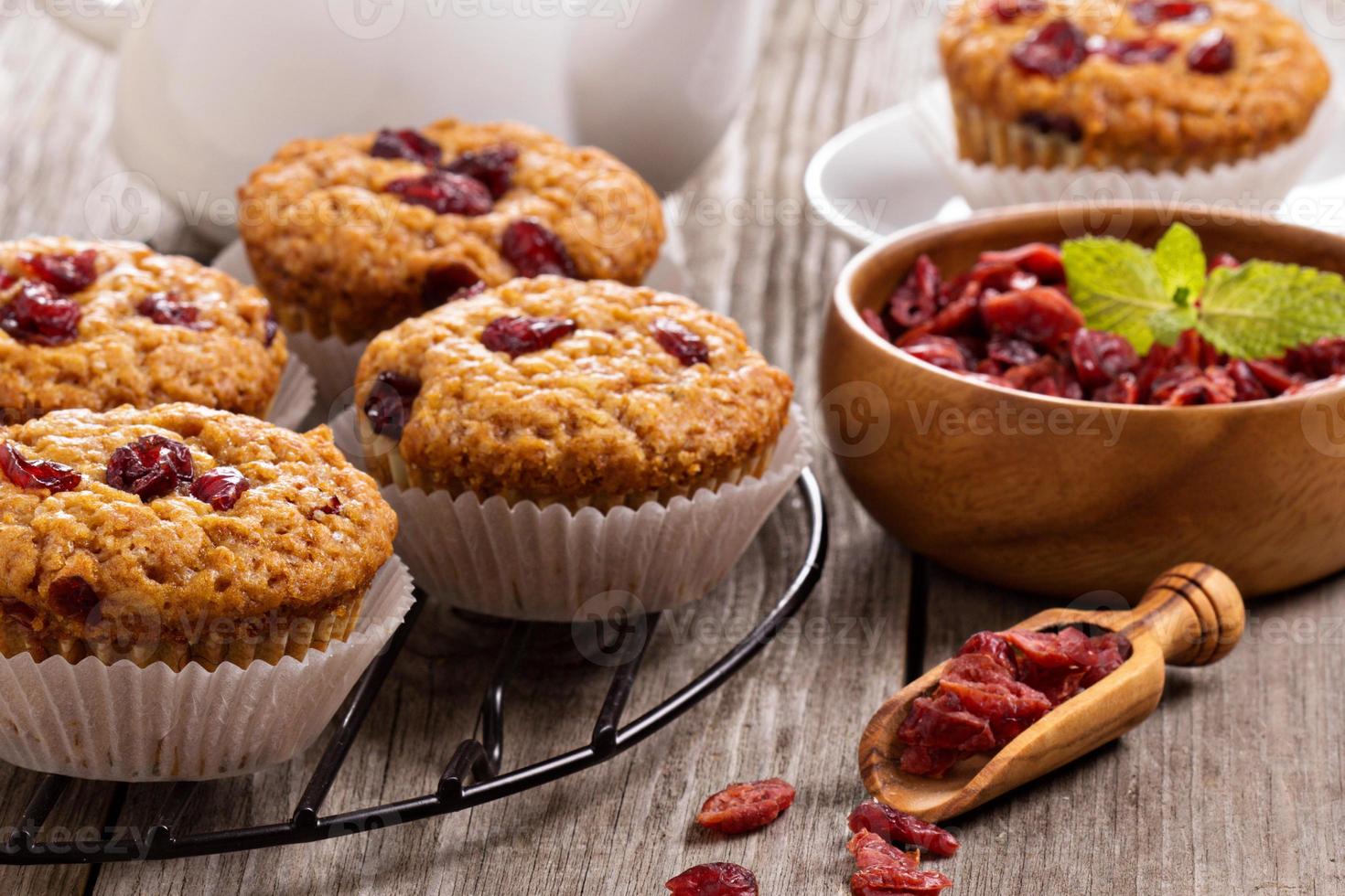 muffins met droog bessen foto