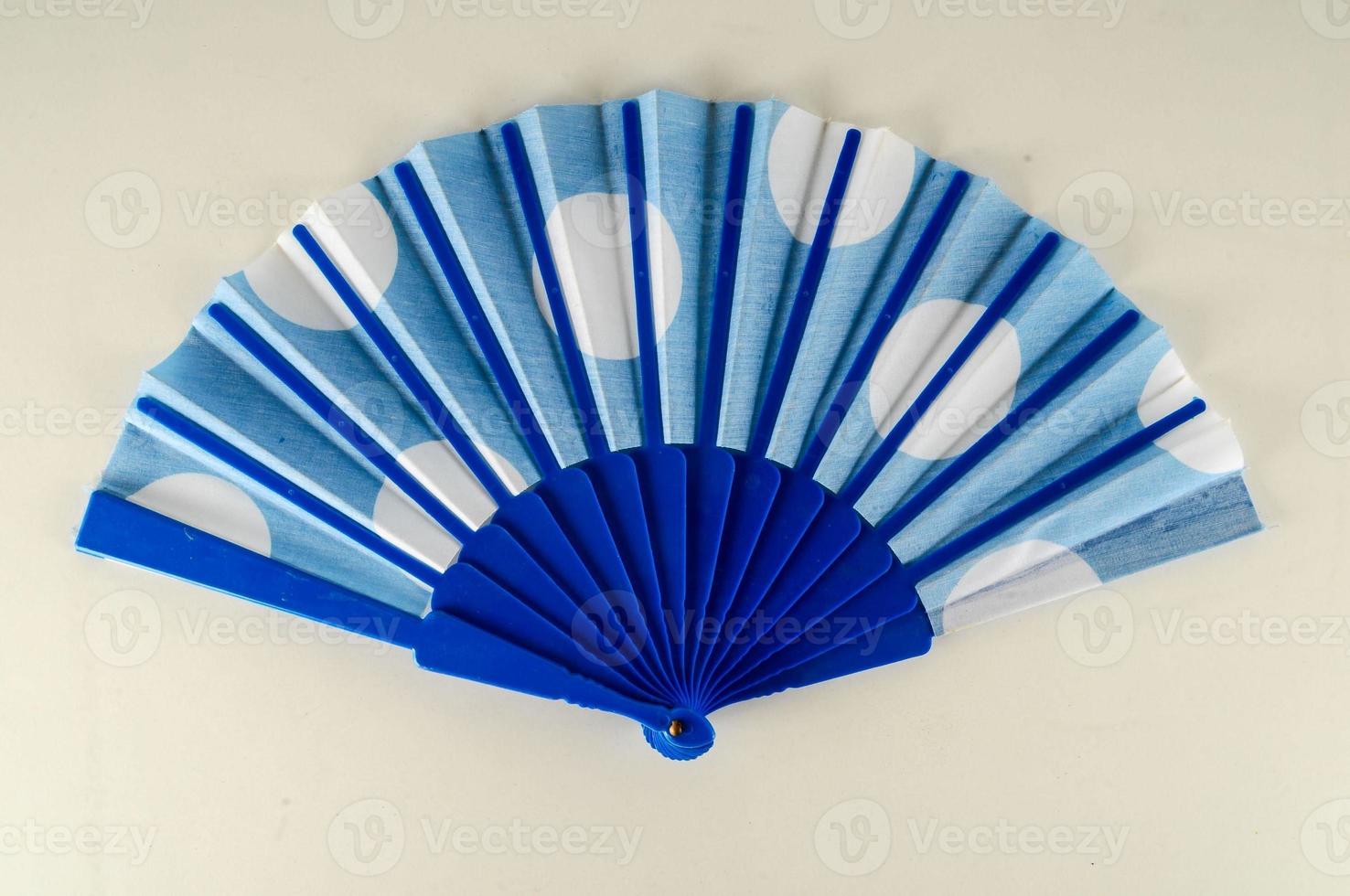 blauw Aziatisch ventilator foto