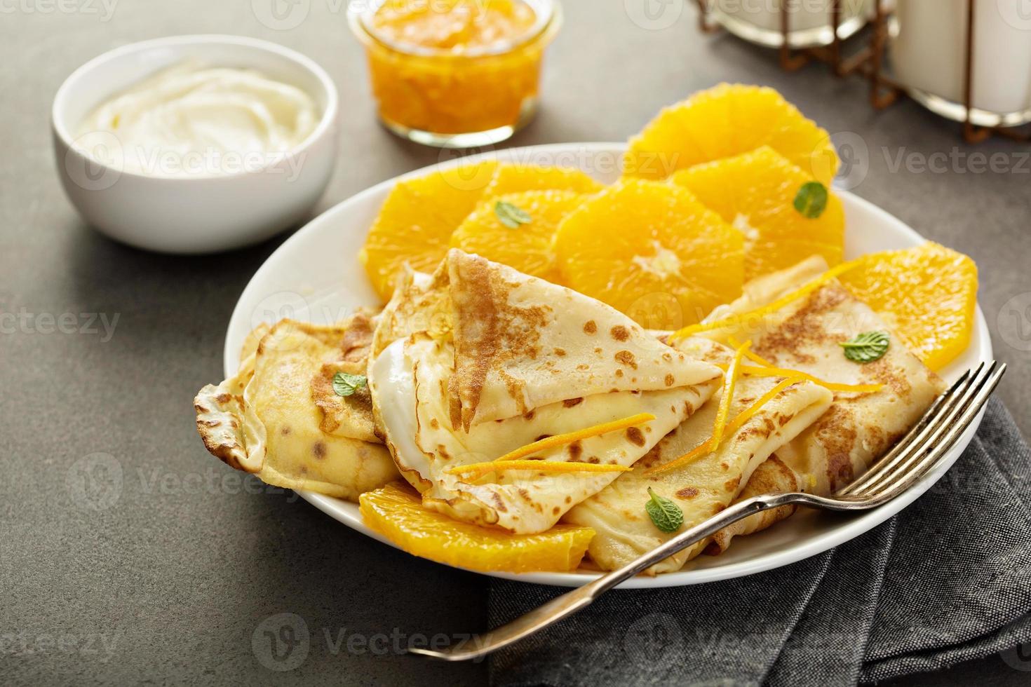 pannenkoeken suzette met sinaasappels foto