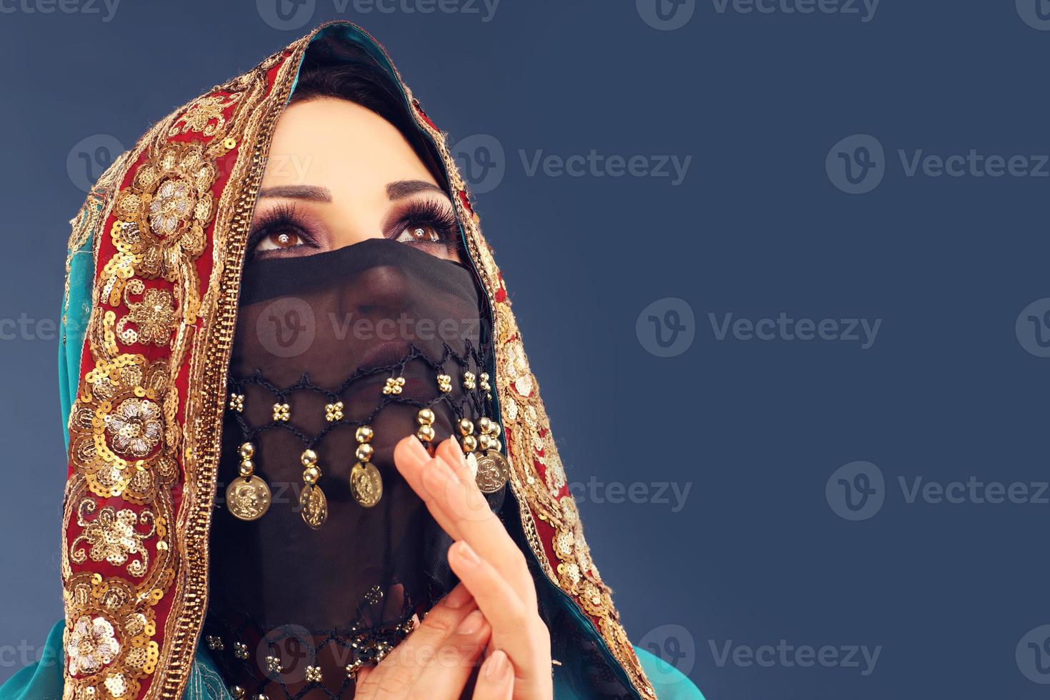 mooi Arabisch vrouw foto
