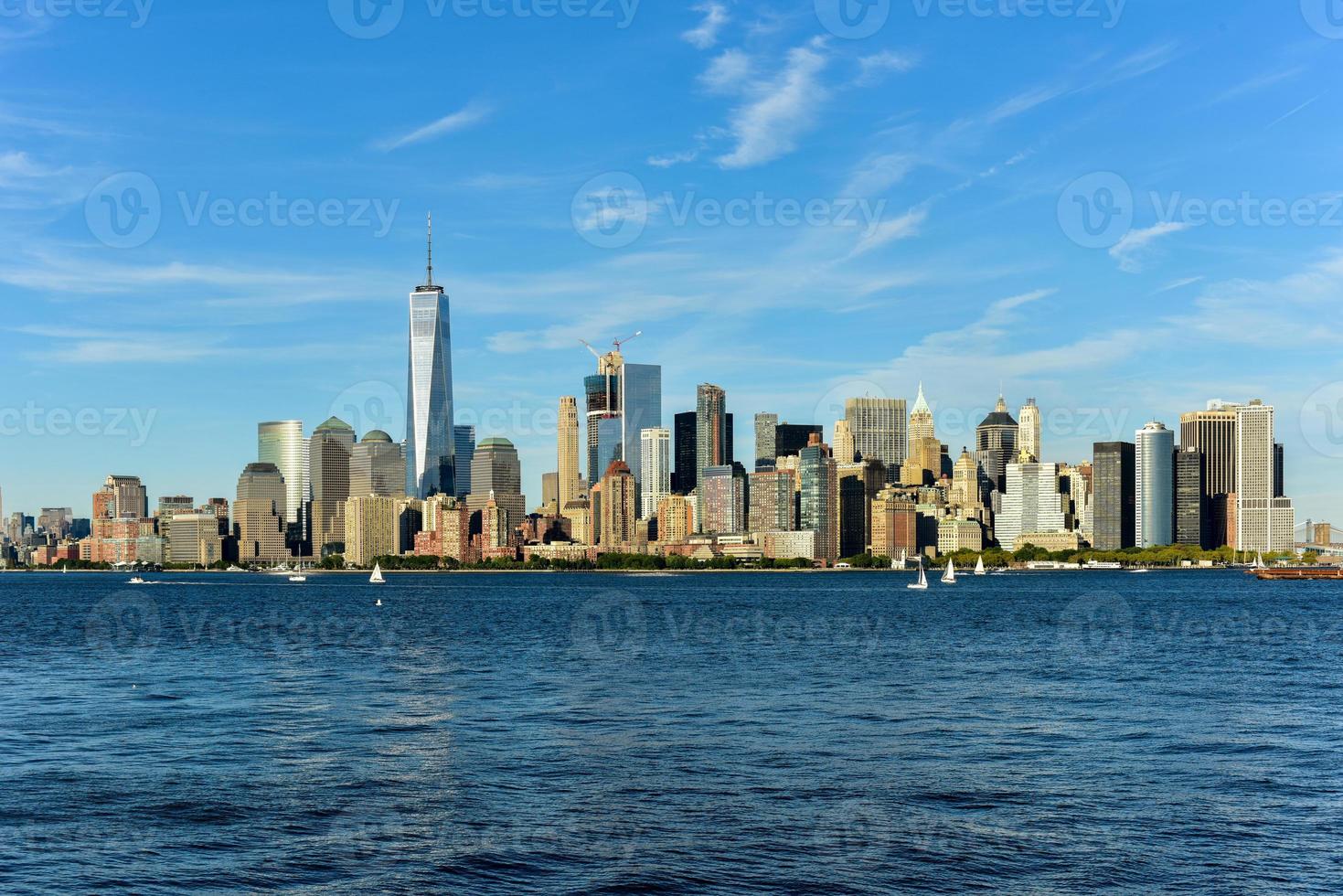 visie van de nieuw york stad horizon Aan een zomer dag. foto