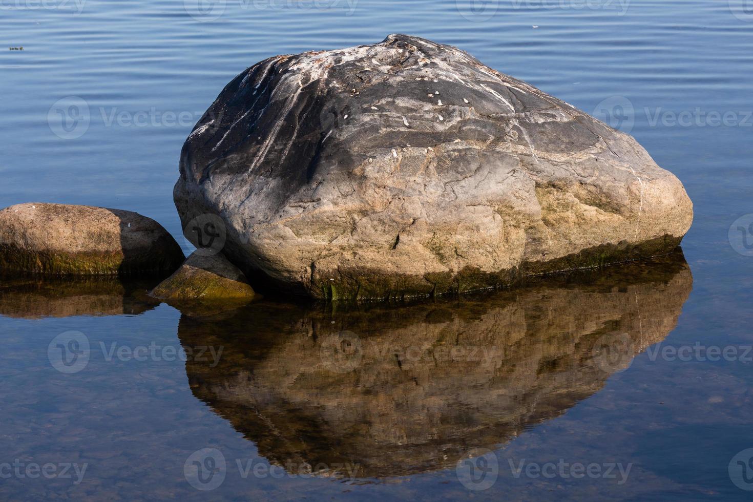 natuurlijk landschappen van de eiland van vormen foto