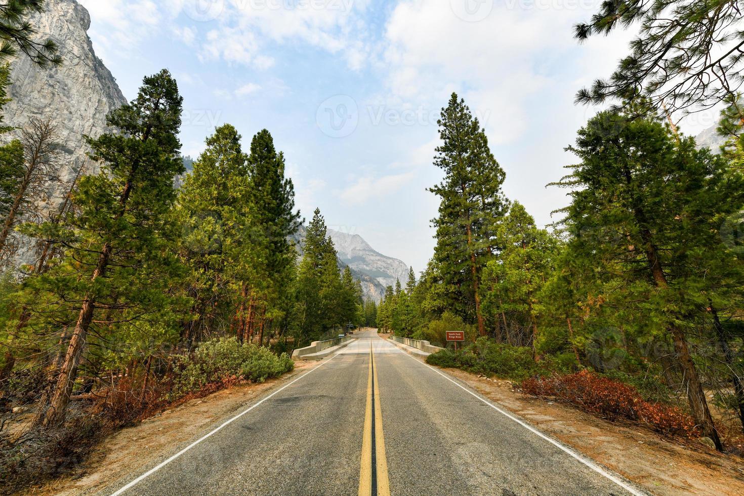 zuiden vork koningen rivier- in koningen Ravijn nationaal park, Californië. foto