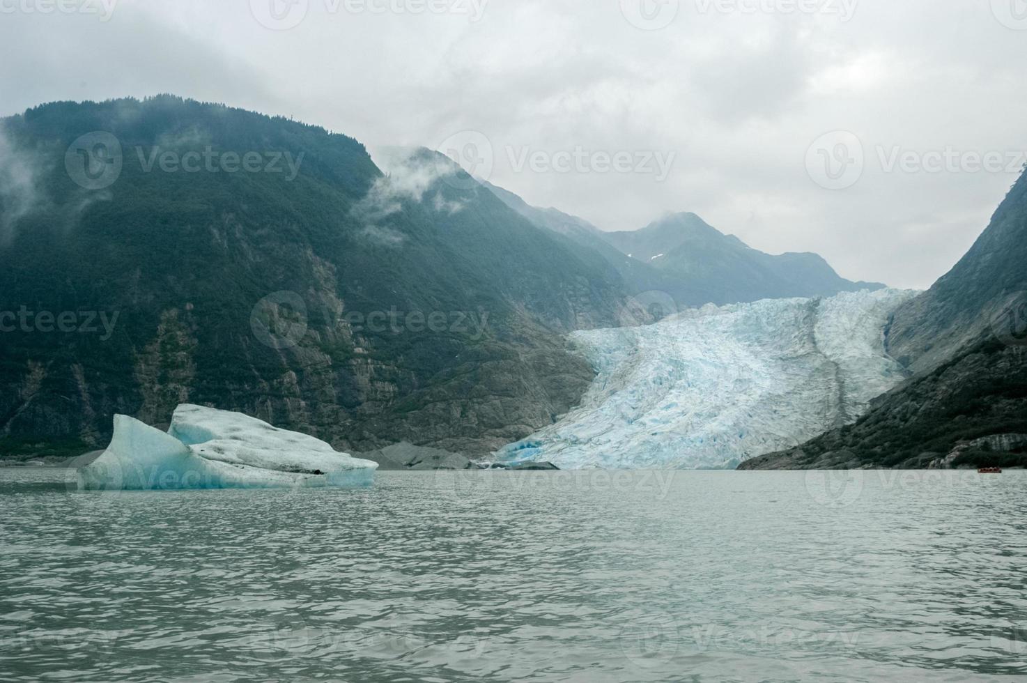 davidson gletsjer in de buurt gletsjer punt in zuidoosten Alaska foto