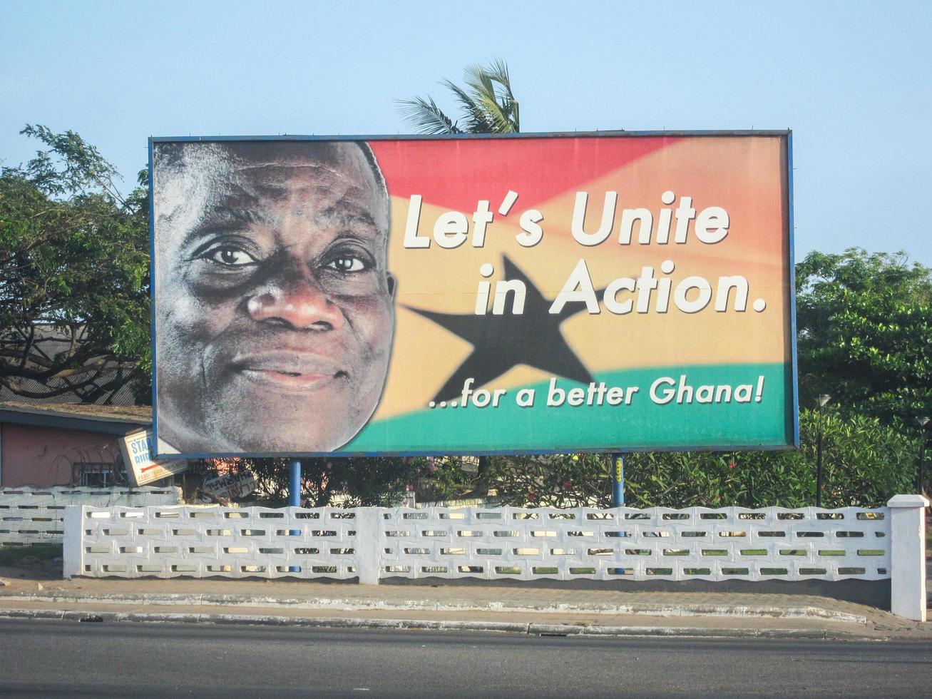 accra, Ghana - november 14, 2011 - presidentieel campagne poster in accra, Ghana. foto