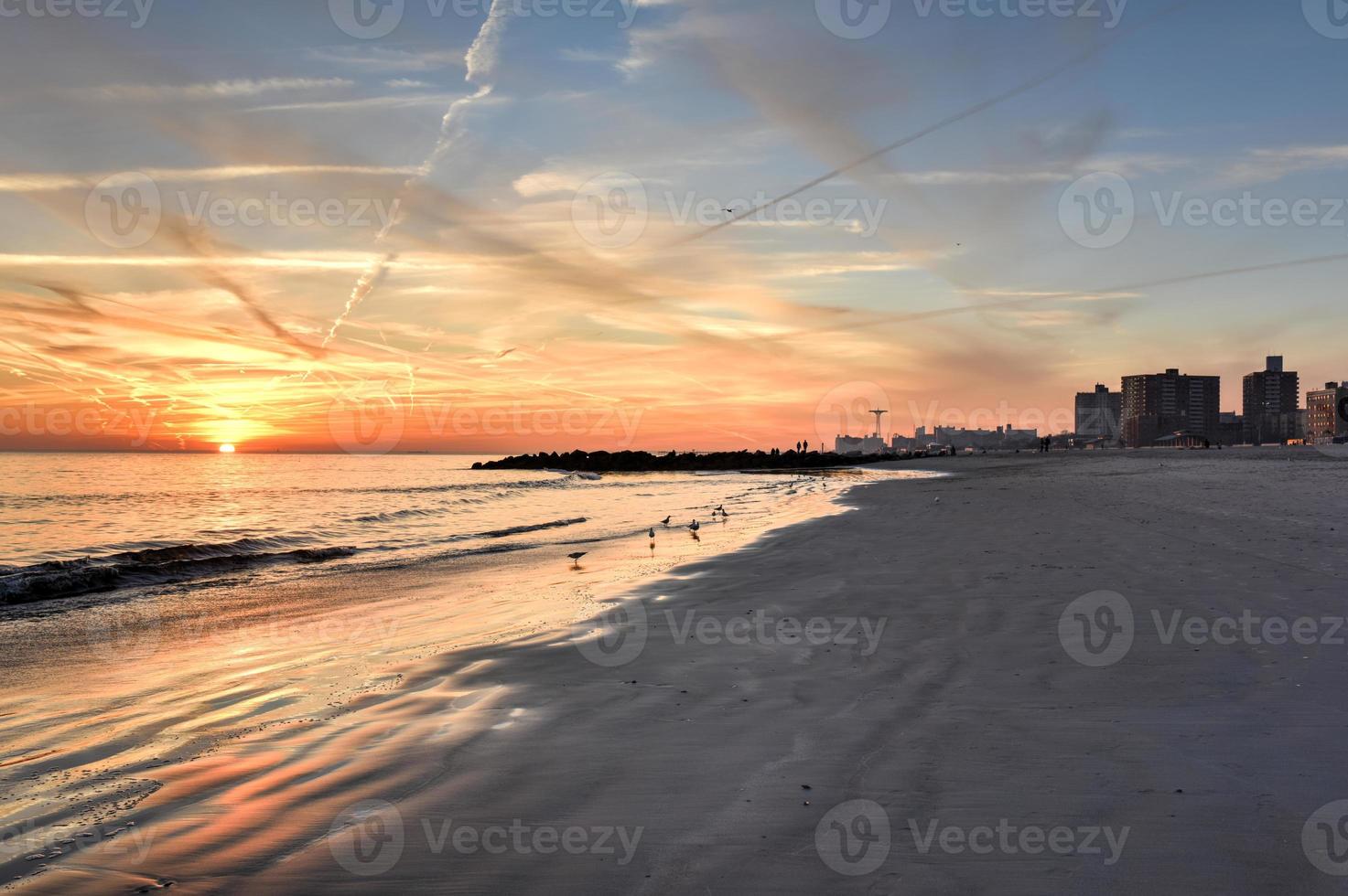 coney eiland strand Bij zonsondergang. foto