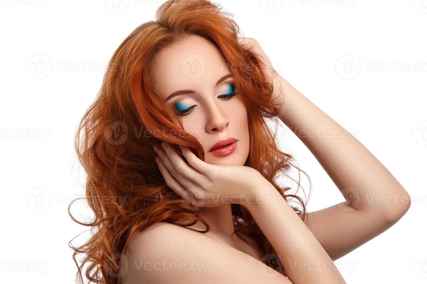 portret van vrouw met mooi rood haar- foto