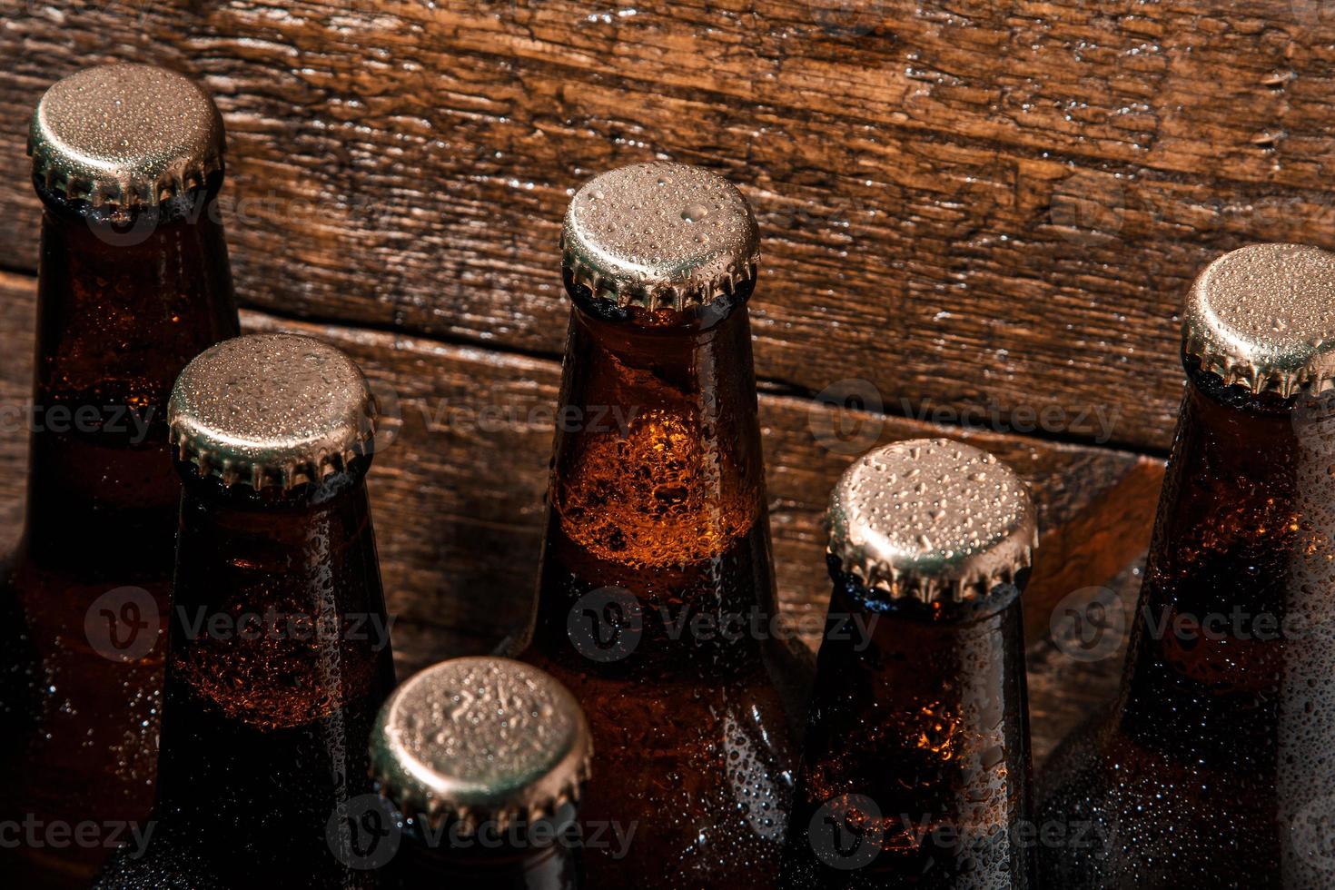 flessen van verkoudheid bier foto