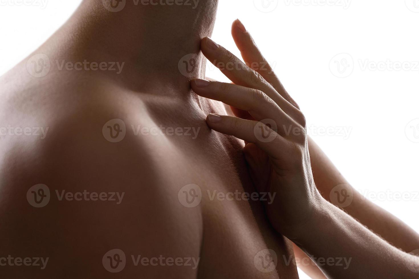 vrouw nek en decollete met een zacht huid foto