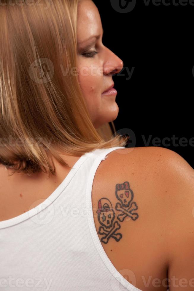 vrouw tonen tatoeëren kunst foto