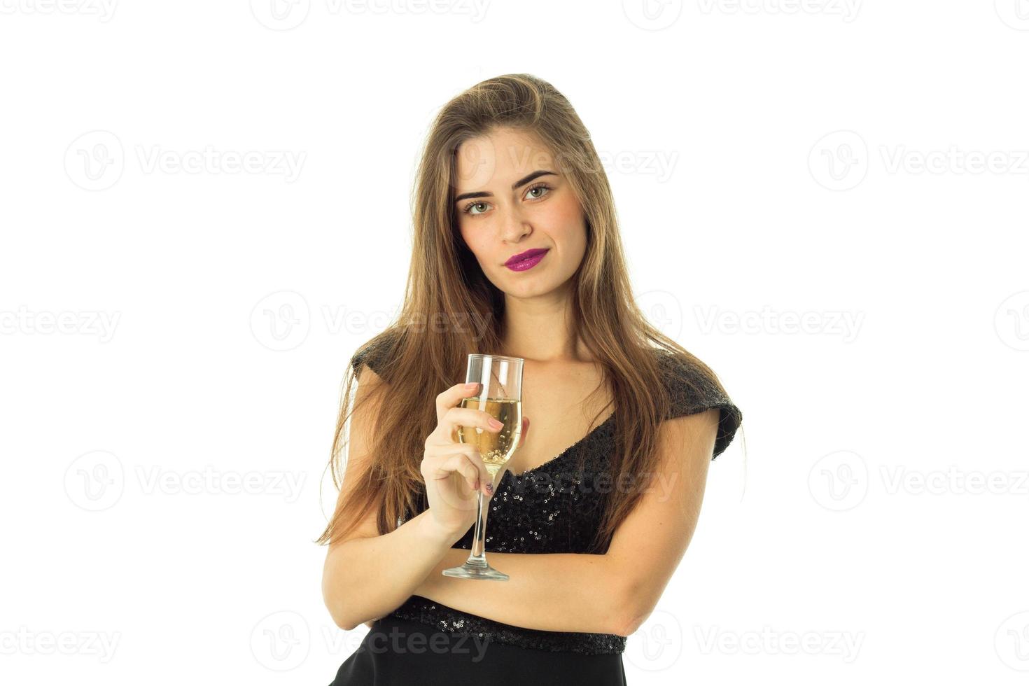 vrolijk meisje met Purper lippen en glas van Champagne foto