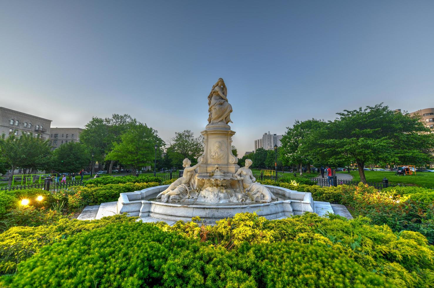 nieuw york stad - mei 18, 2019 - heinrich heine fontein ook bekend net zo Lorelei fontein in bronx, nieuw york stad. het is toegewijd naar de geheugen van de Duitse dichter en auteur heinrich hallo. foto